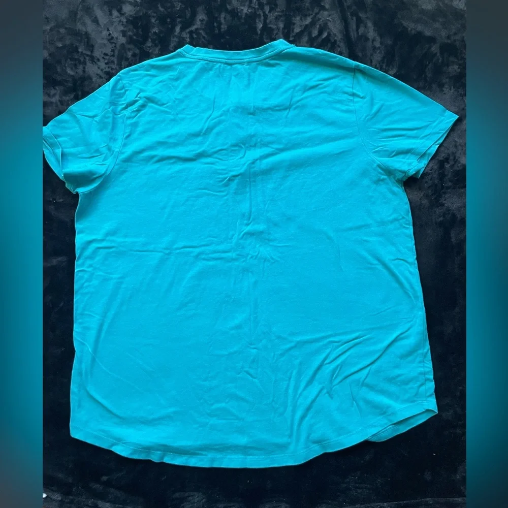 All In Motion Shirt - Picture 2 of 2